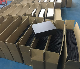Opvouwbare papieren dozen van 3 containers verzonden vanuit de MLP-fabriek